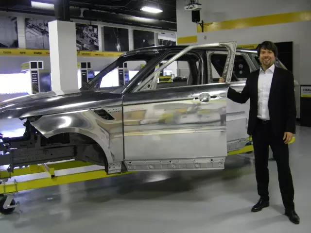 自沖鉚釘助力汽車輕量化技術 